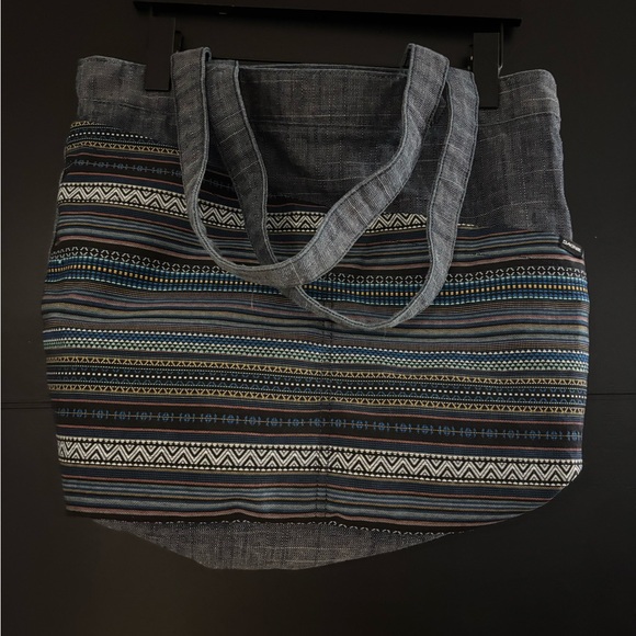 Dakine Denim Colored Tote Bag with Textured Design - Picture 1 of 4